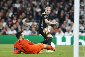 包含阿贾克斯内部会议纪要流出——关键时刻战术微调，欧冠使命明确，球探报告显示潜力的词条-开云网址